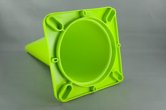 Cọc tiêu giao thông đường bộ bằng PVC dẻo